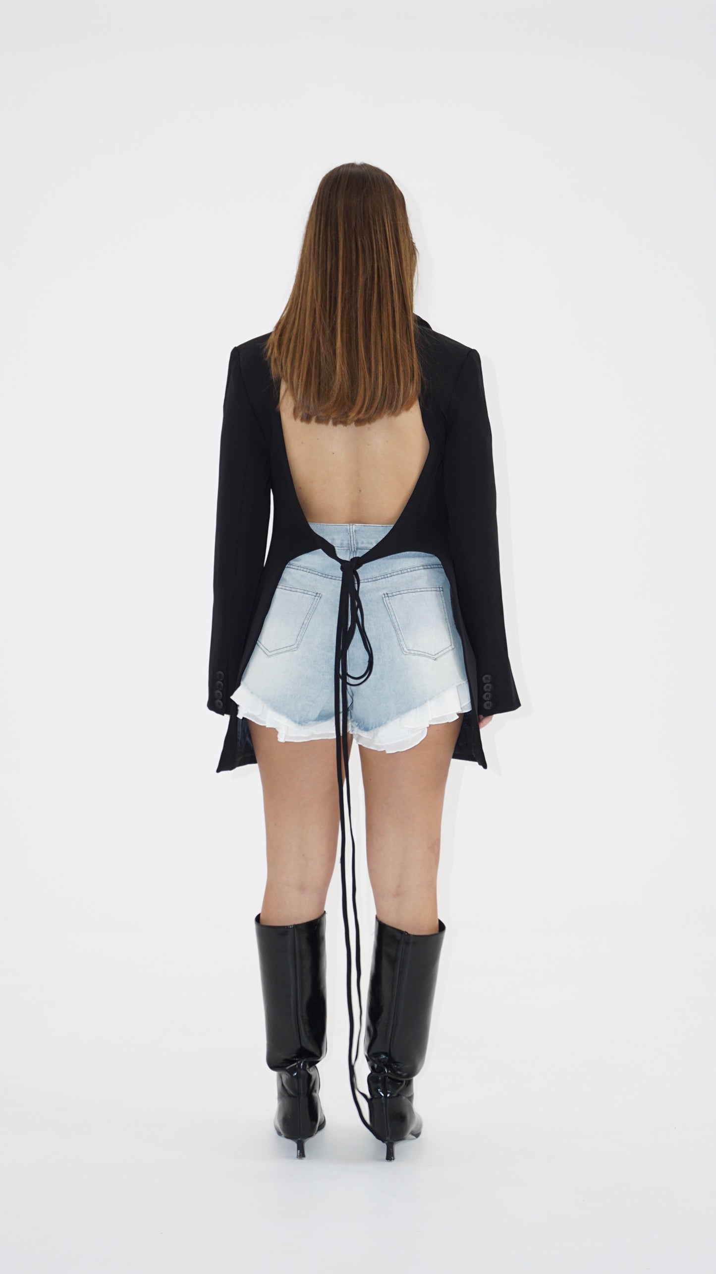 The reveal back blazer